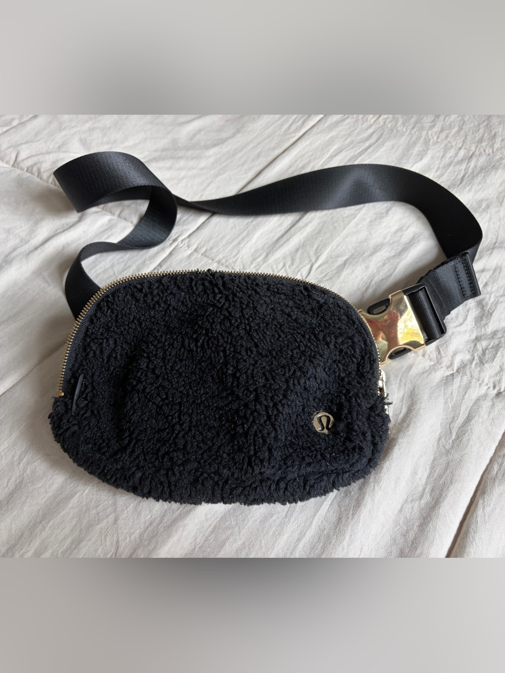lululemon athletica Black Sherpa Crossbody Bag